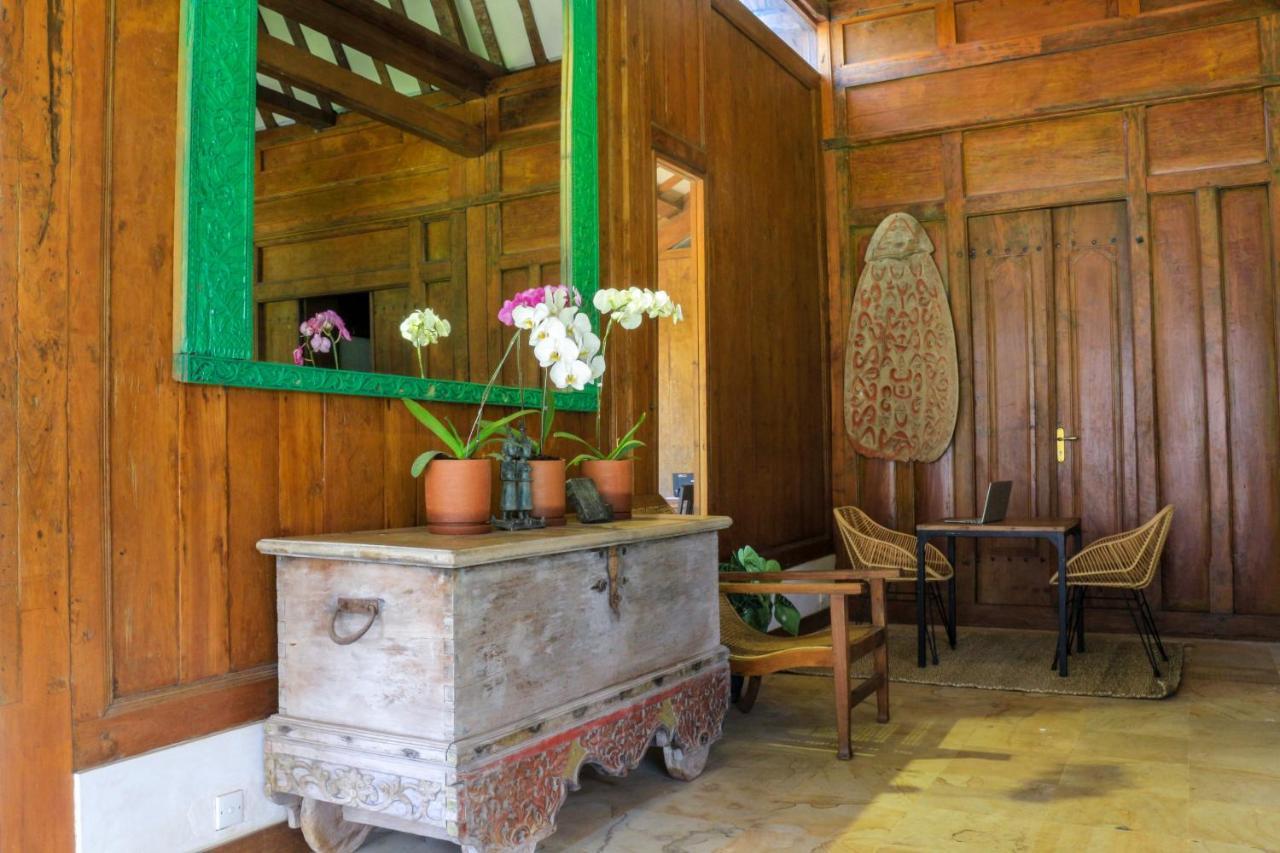 Chanteak Bali - Stone House 3 ジンバラン エクステリア 写真