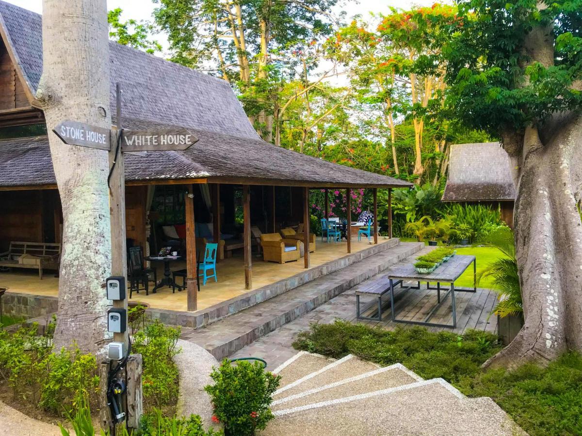 Chanteak Bali - Stone House 3 ジンバラン エクステリア 写真